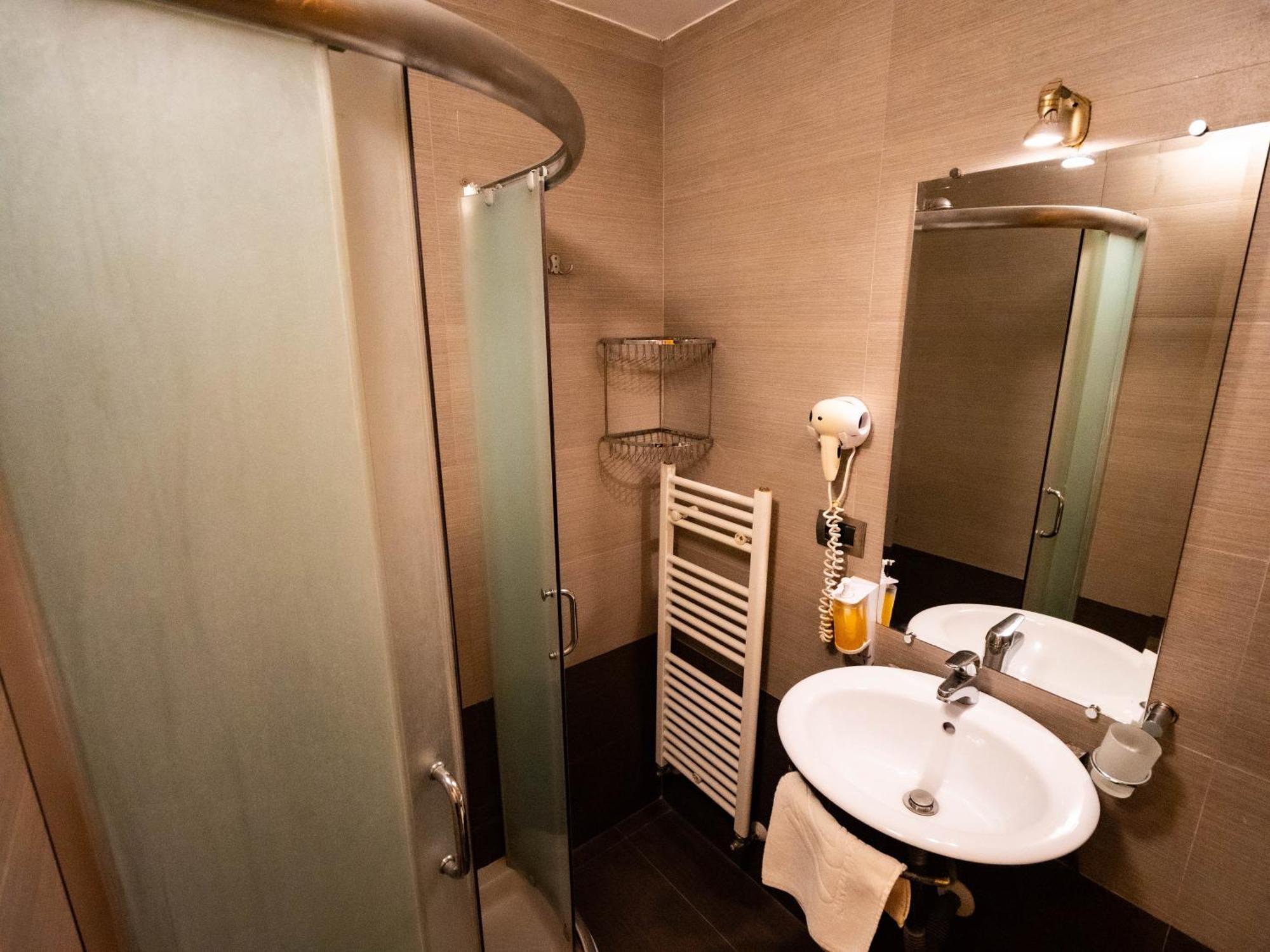 Razëm Natyral Razma Resort מראה חיצוני תמונה
